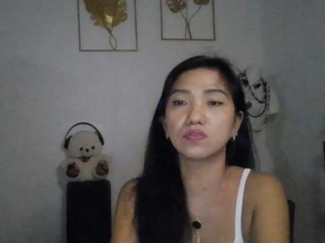 Offline jennahshampoo on BongaCams