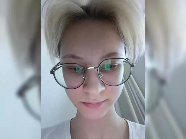 jillari on BongaCams 