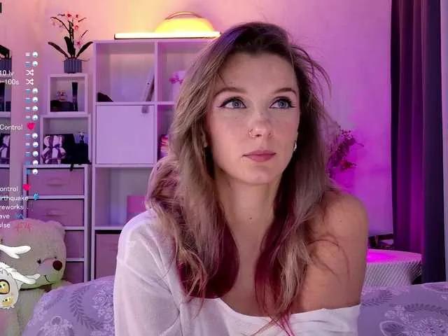 Offline Karamelsw on BongaCams