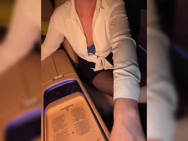 Offline KatyKatS on BongaCams