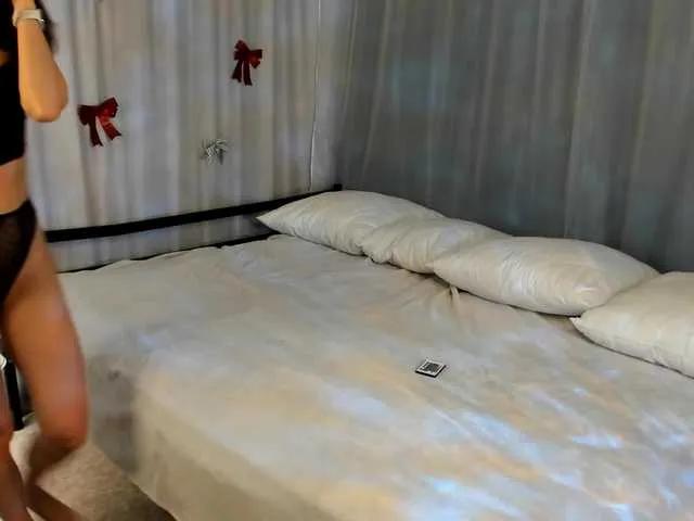 Offline Kelly-Mott on BongaCams