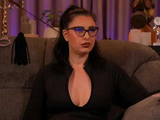 Offline KellyKent on BongaCams