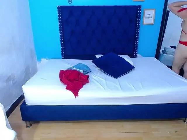 Freechat kinky-redhead18 on BongaCams