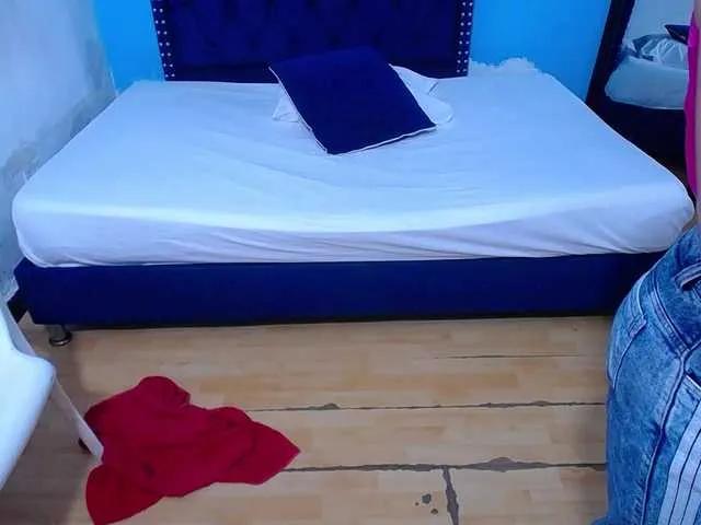 Freechat kinky-redhead18 on BongaCams