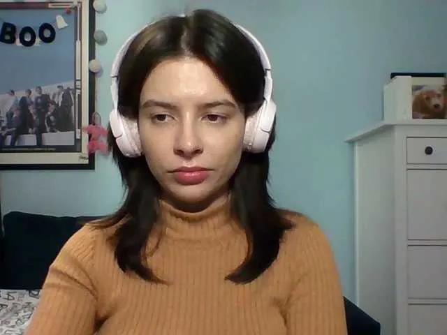 Offline Larice on BongaCams