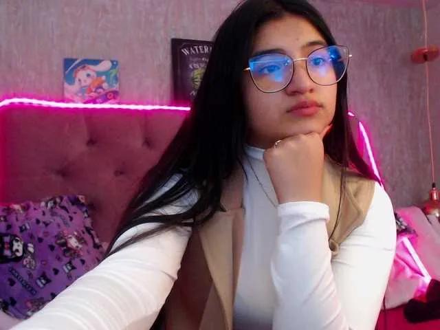 Freechat laurenelove on BongaCams
