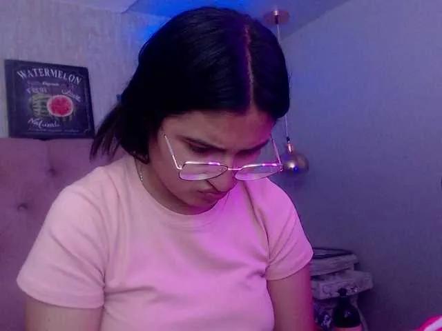 Freechat laurenelove on BongaCams