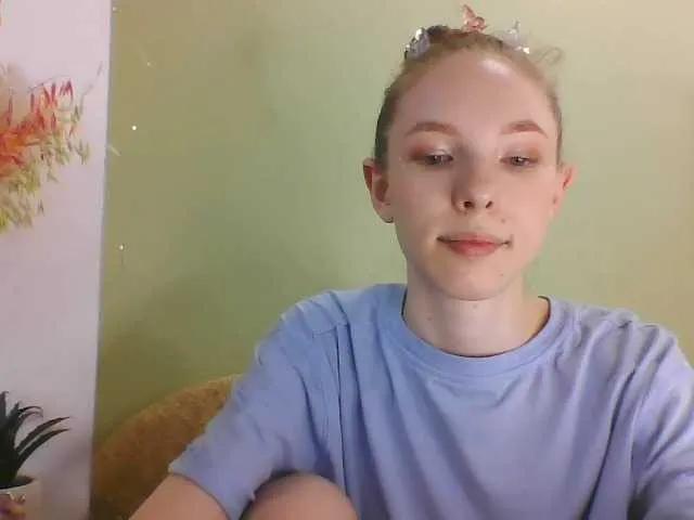 Offline Lili-0508 on BongaCams