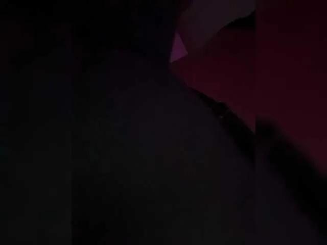 Offline Lisa1225 on BongaCams