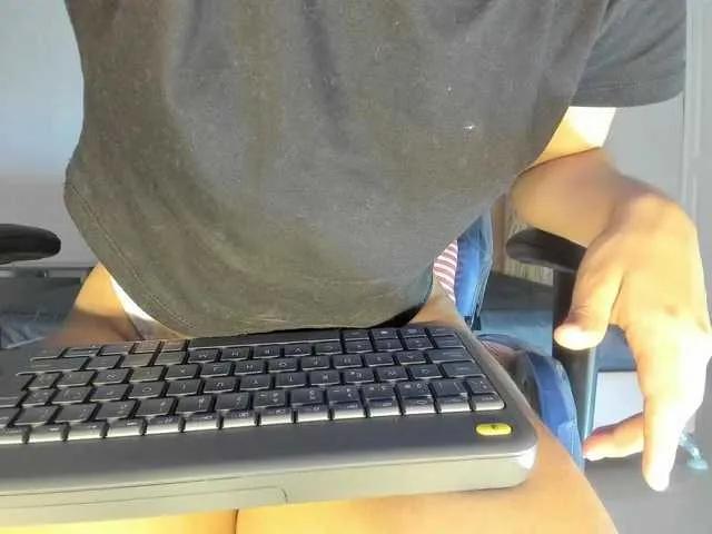 Offline Lissalittlee on BongaCams