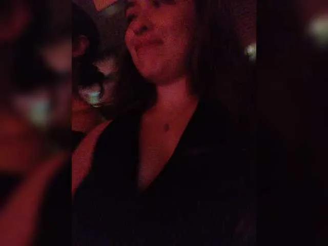 Offline littleDanni on BongaCams