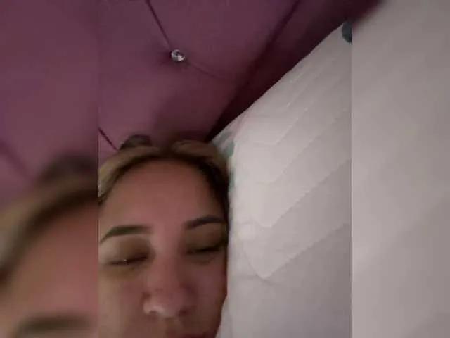 Freechat LittleToxic on BongaCams