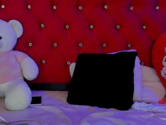 Offline LizzyLaBelle on BongaCams