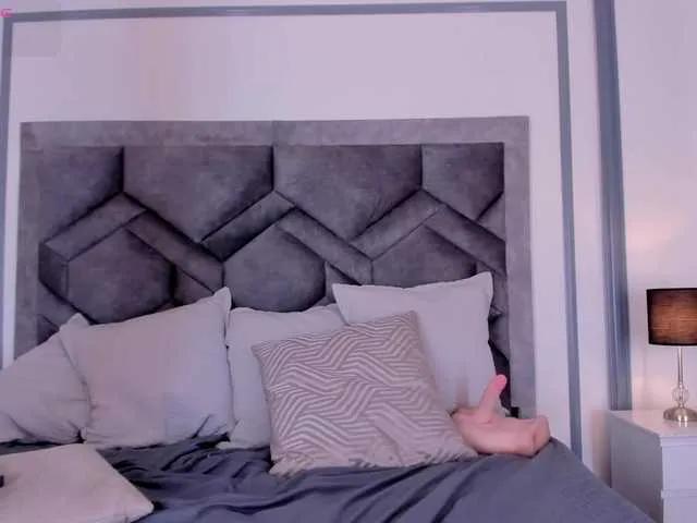 Offline lucianacohelo on BongaCams