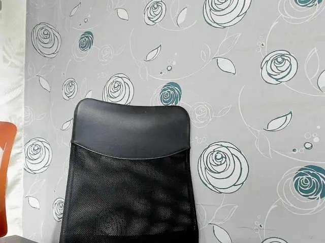 Offline lunaeva23 on BongaCams