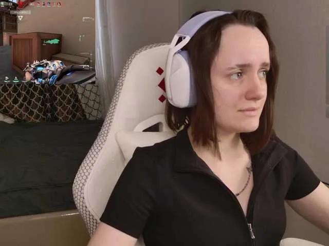 Offline LunaL0ve on BongaCams