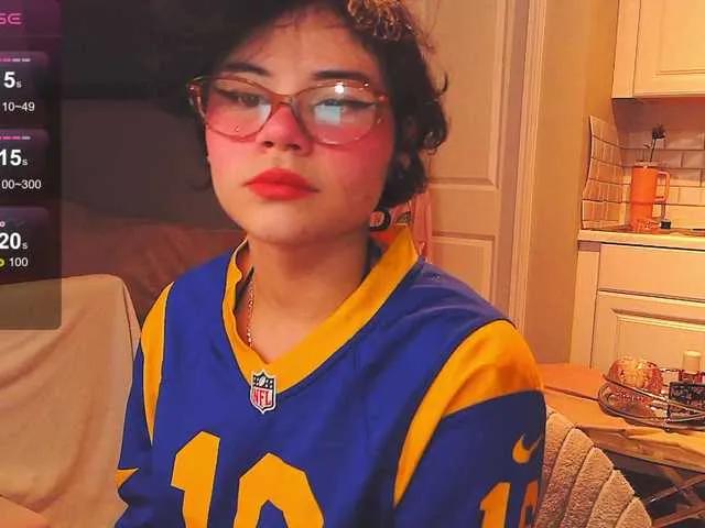 Freechat LunaMilav on BongaCams