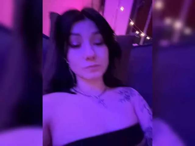 Offline Lustygasm on BongaCams