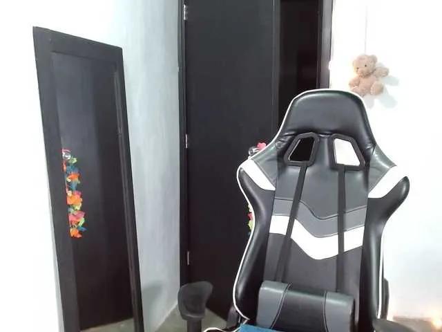 Offline Manuela420sexy on BongaCams