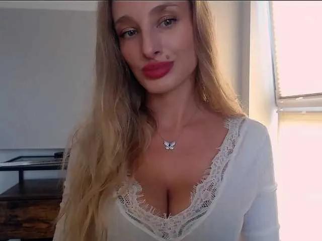 Offline MarilynShow on BongaCams