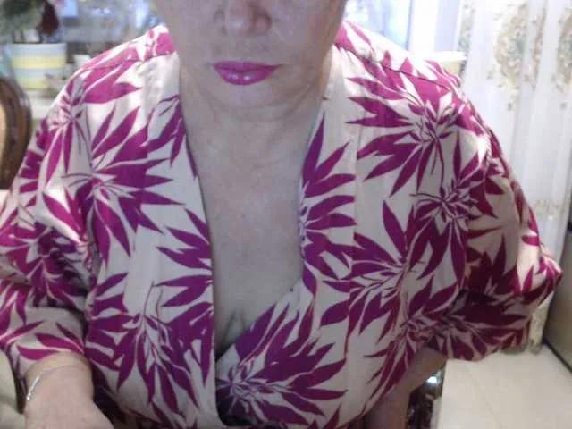 Offline Marionaa on BongaCams