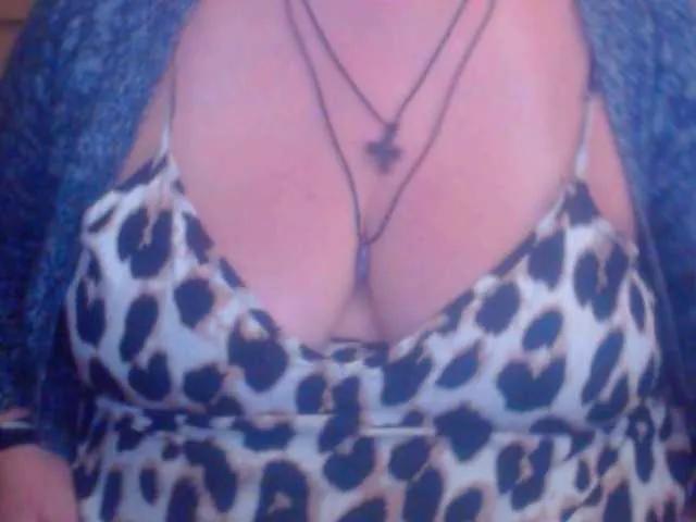 Offline mayalove4u on BongaCams