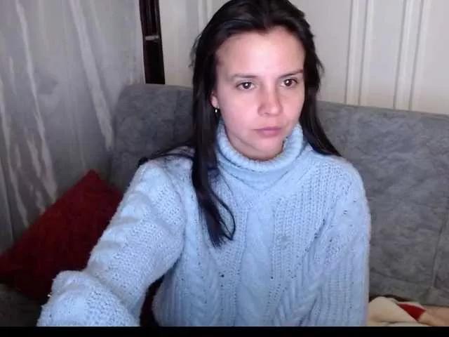 Offline MiaRobinn on BongaCams