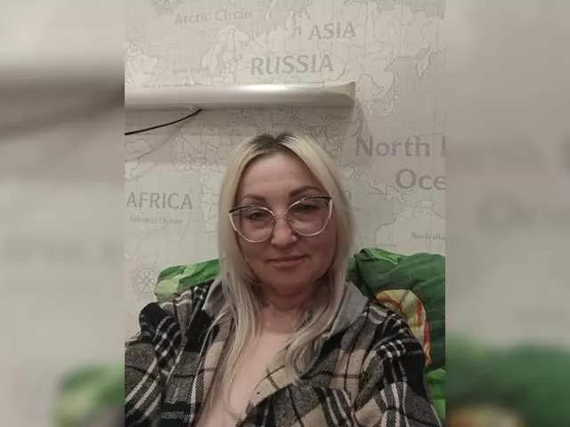 Offline Milforja on BongaCams