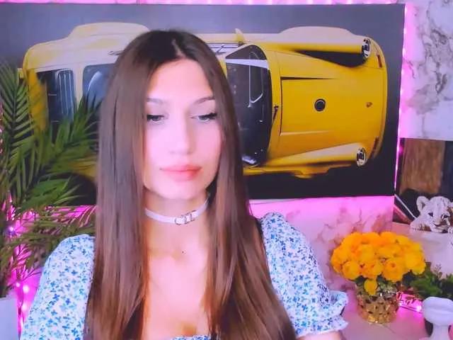 Offline Mollyinyourmind on BongaCams