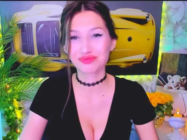 Offline Mollyinyourmind on BongaCams