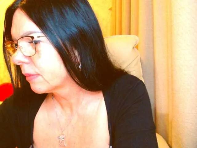 Offline Monica-1203 on BongaCams