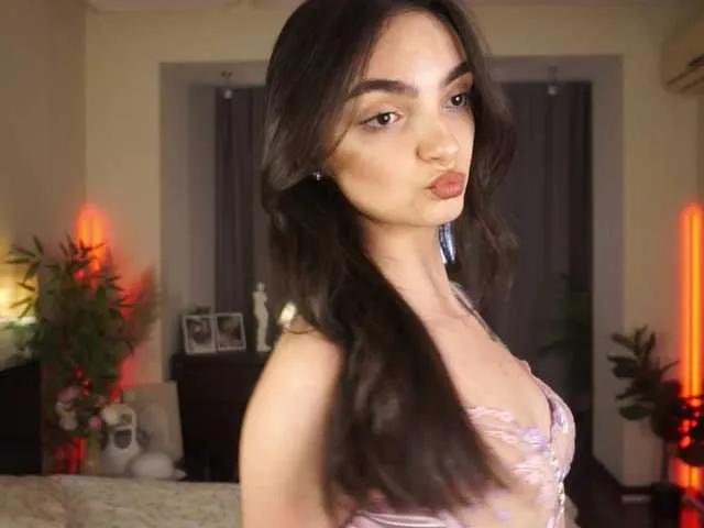 Freechat Morena-Dolcce on BongaCams