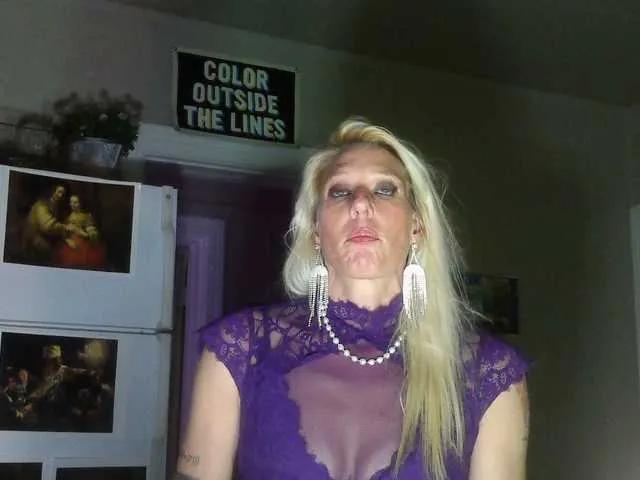 Freechat mylfGlama on BongaCams