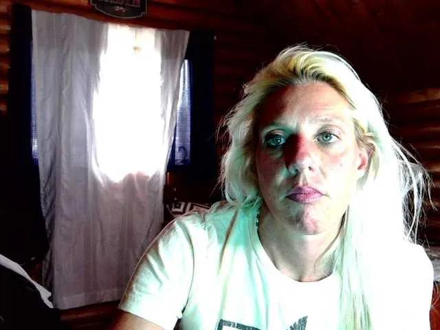 Freechat mylfGlama on BongaCams