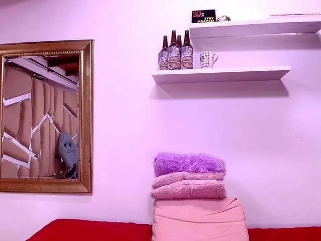 Offline naia-blesed on BongaCams