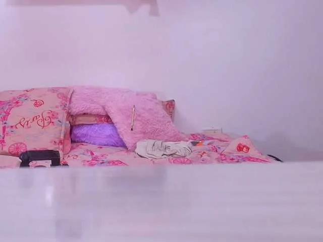 Offline naia-blesed on BongaCams