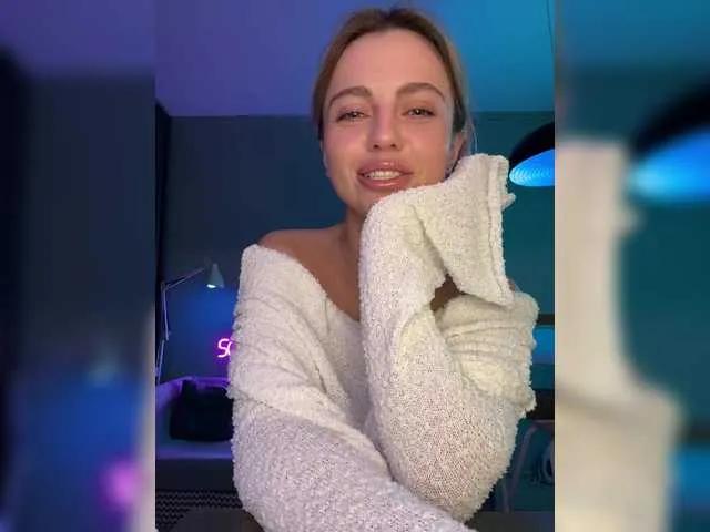 Offline Nataliecroys on BongaCams