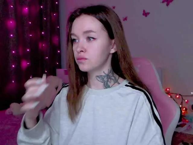 Offline NaughtyMable on BongaCams