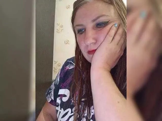 Ogonek37 on BongaCams 