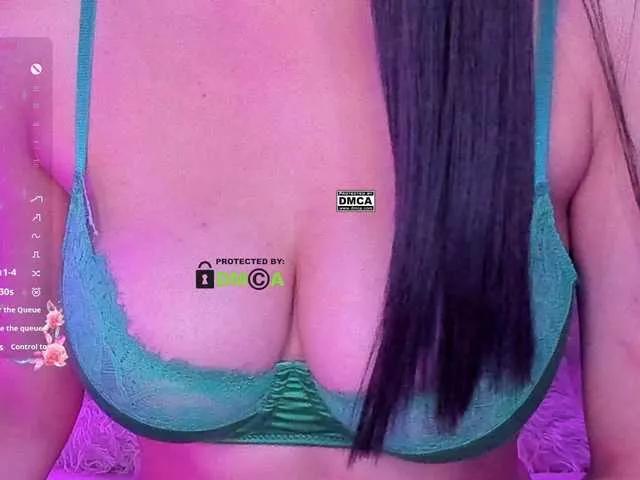 Offline papalya on BongaCams