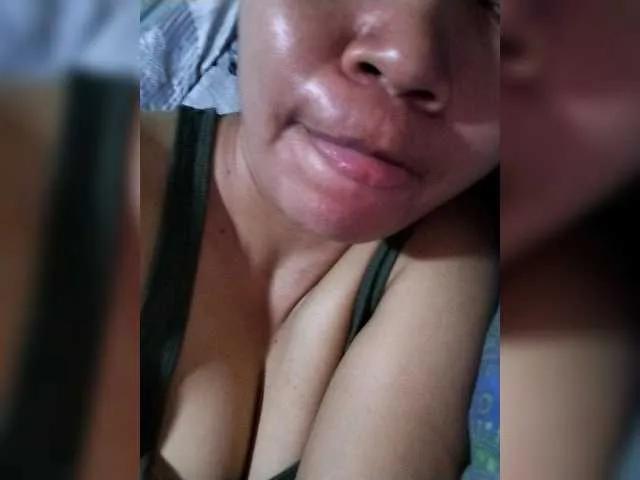 Offline Pretty30 on BongaCams