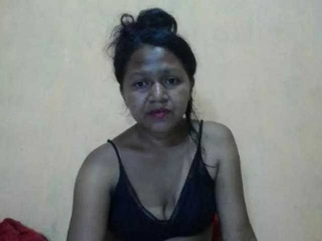 Offline prettyChoco2 on BongaCams