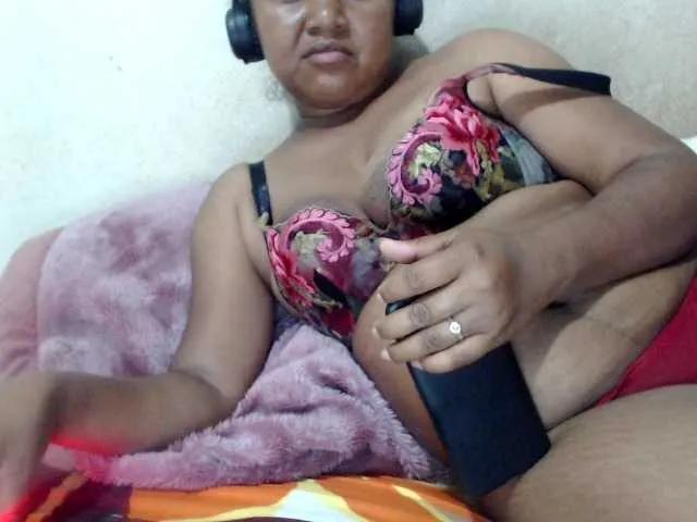 Offline prettyChoco2 on BongaCams