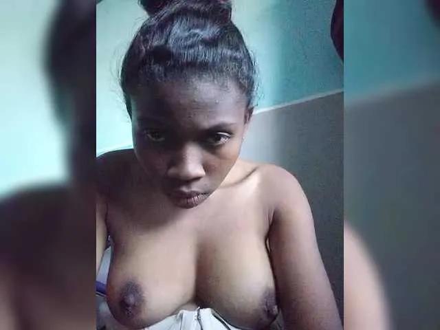 Offline princillah1 on BongaCams