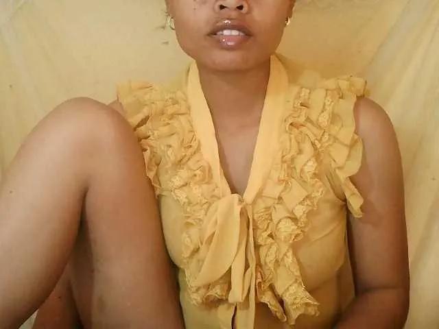 Offline Pussy01lips on BongaCams