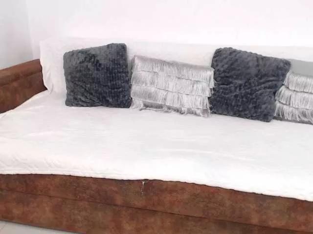 Offline RebecaMur on BongaCams