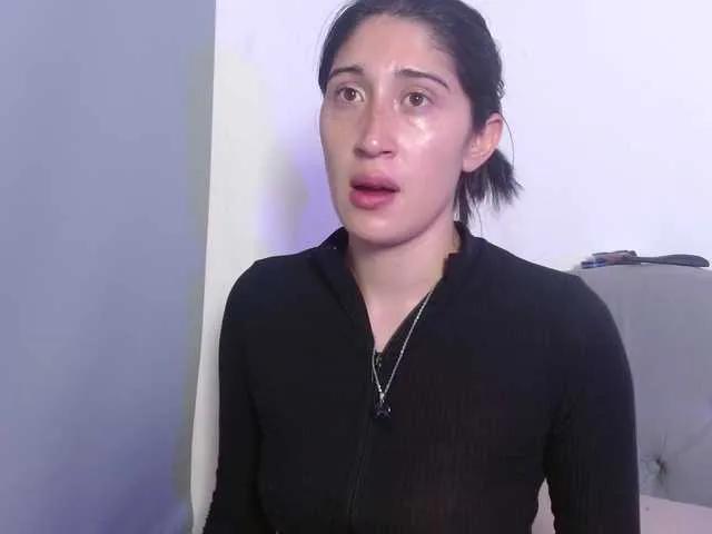 Offline Red-moonn on BongaCams