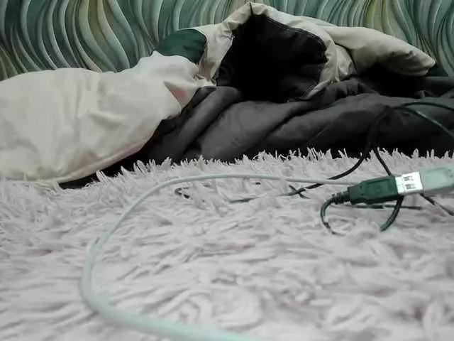 Offline RosFair on BongaCams