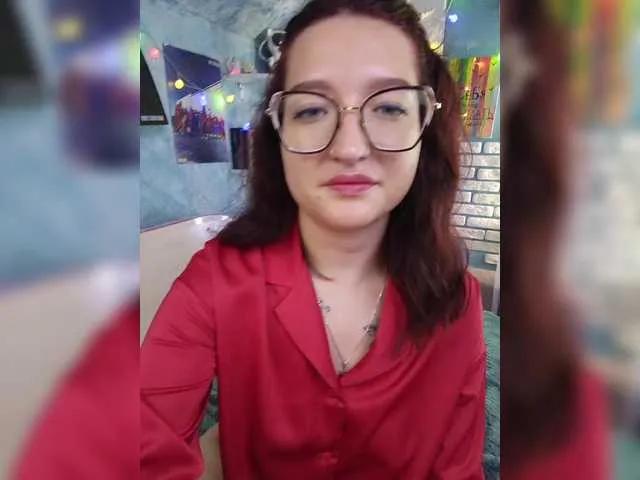 Offline Rosia-Guess on BongaCams