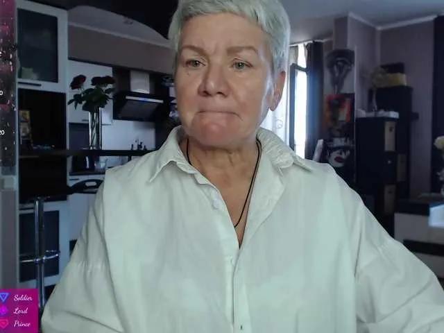 Offline roxana-brooks on BongaCams